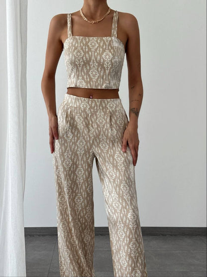 Ensemble pantalon et haut en satin